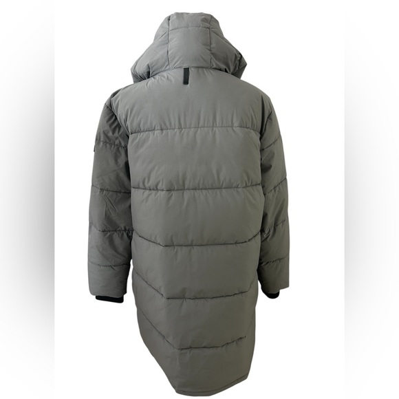 Women’s DKNY Gray Hooded Puffer Coat Thumbhole Cuffs Size XL Ski Winter Cozy - Picture 14 of 16